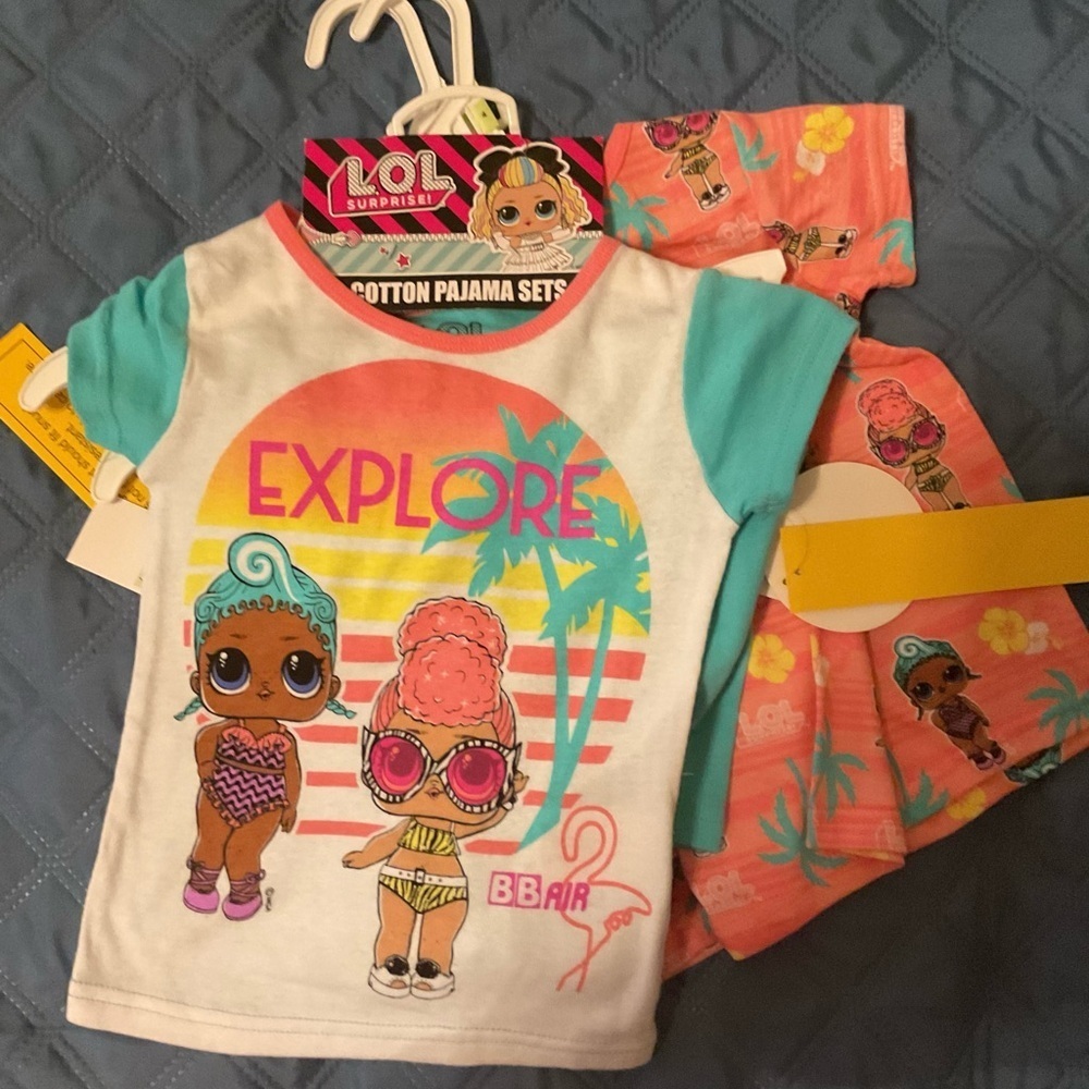 LOL Surprise! Little Girls Pajamas, 4 Piece Set Size 4 NWT
